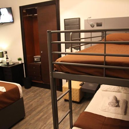 Dolce Vita Rooms & Breakfast Napoli Ngoại thất bức ảnh
