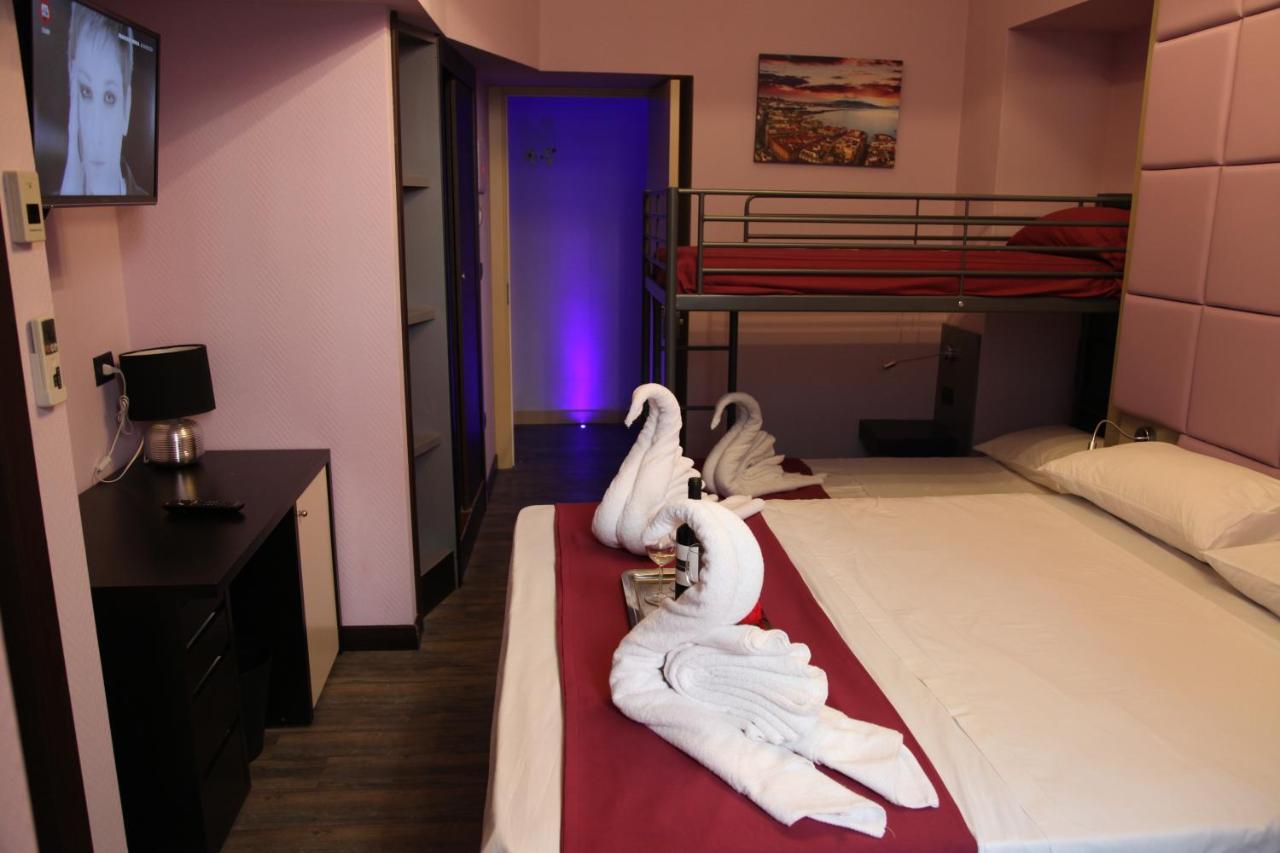 Dolce Vita Rooms & Breakfast Napoli Ngoại thất bức ảnh