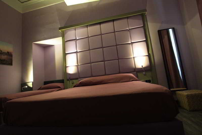 Dolce Vita Rooms & Breakfast Napoli Ngoại thất bức ảnh