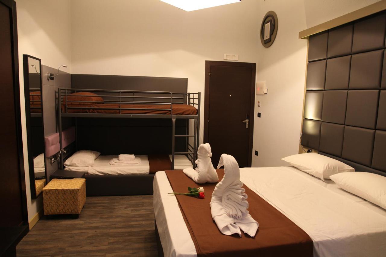 Dolce Vita Rooms & Breakfast Napoli Ngoại thất bức ảnh