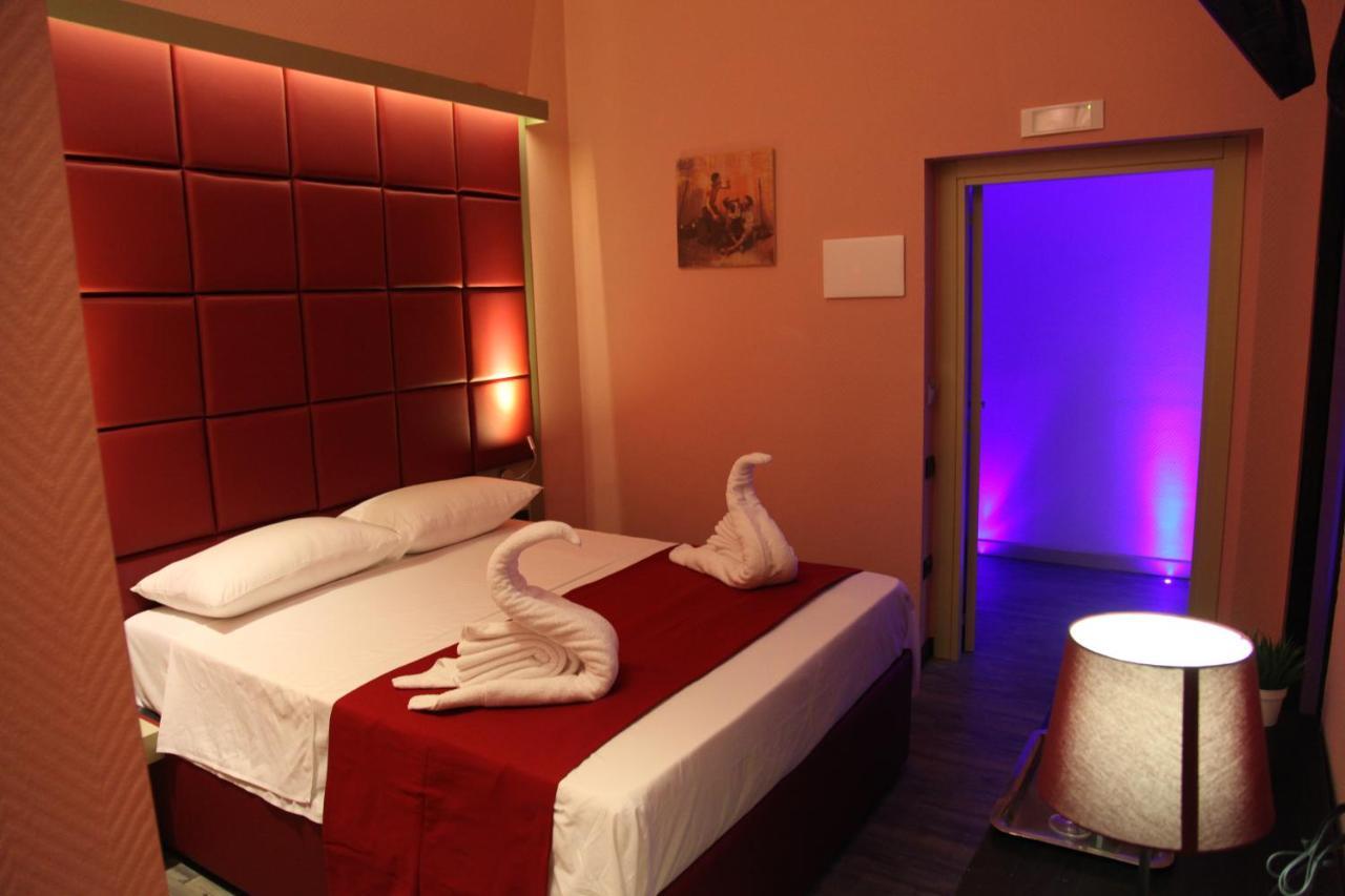 Dolce Vita Rooms & Breakfast Napoli Ngoại thất bức ảnh