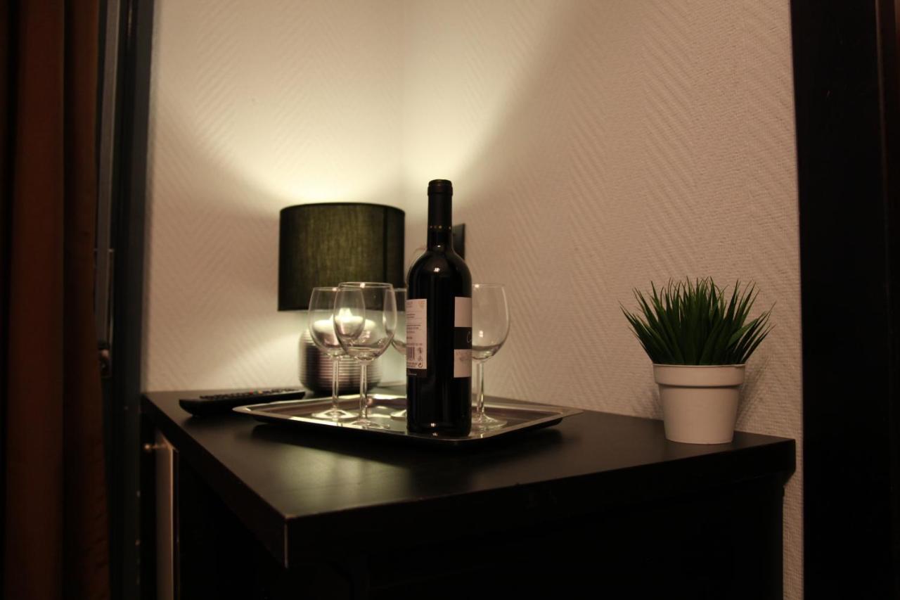 Dolce Vita Rooms & Breakfast Napoli Ngoại thất bức ảnh