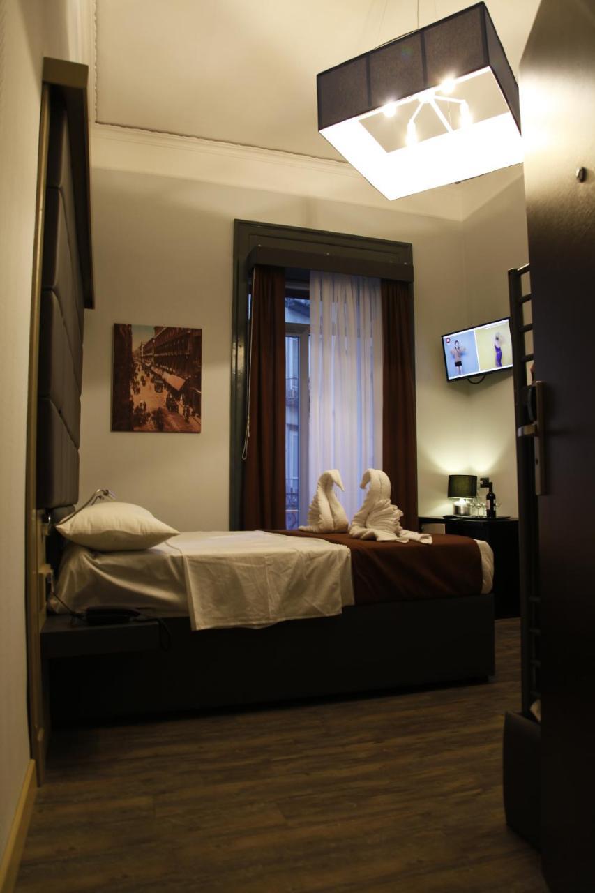 Dolce Vita Rooms & Breakfast Napoli Ngoại thất bức ảnh